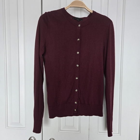 Ann Taylor Sweaters - Ann Taylor Burgundy Classic Cardigan XS